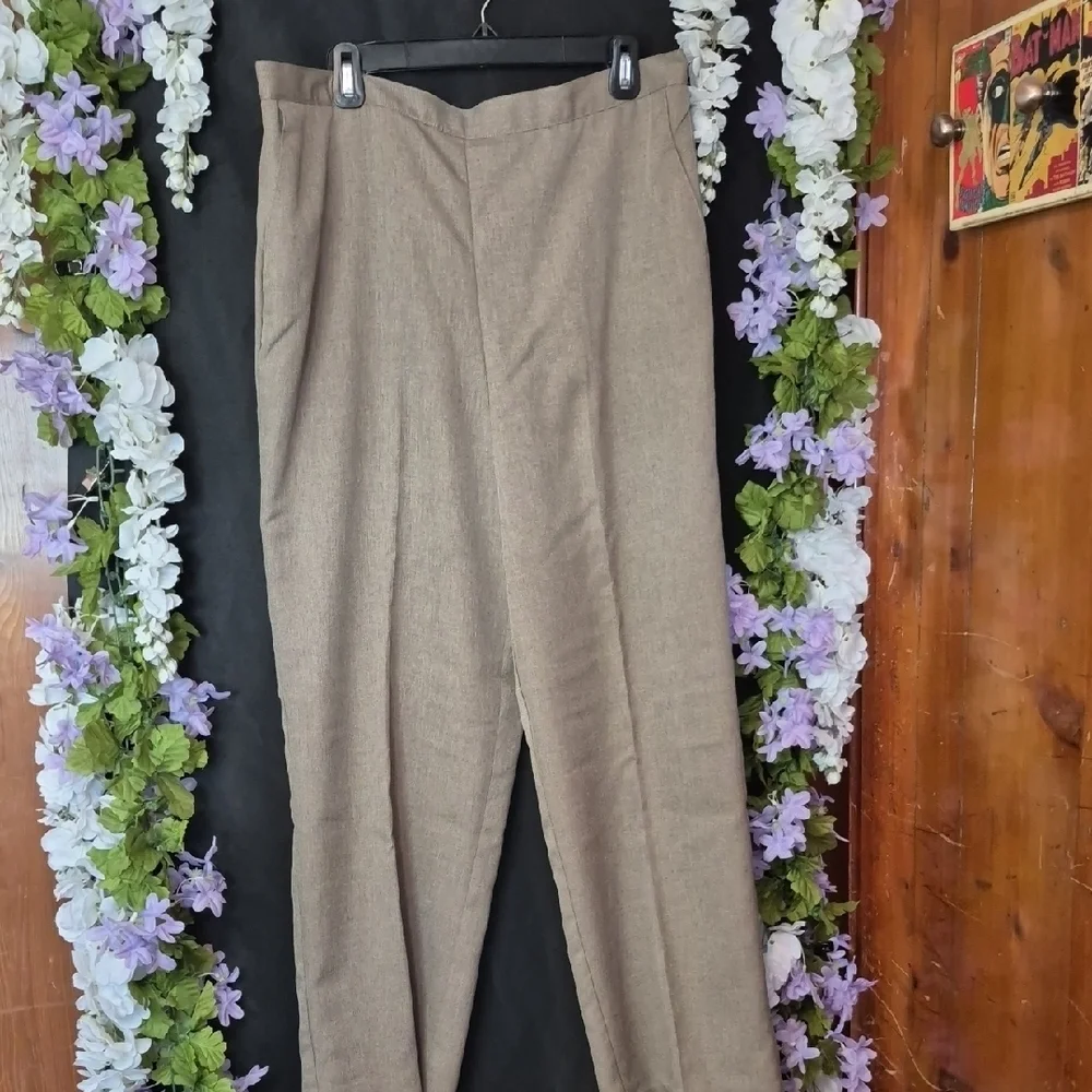 Alfred Dunner Brown Straight-Leg Trousers
